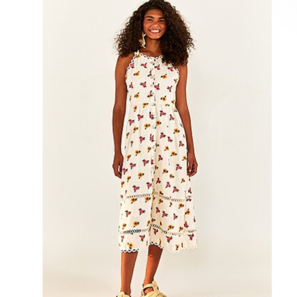 FARM Rio NWT $285 Floral Cross Stitch Midi Dress Size M.